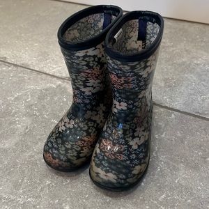 Carters toddler girls rain boots 6M